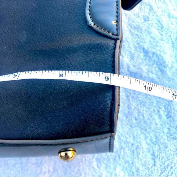 Bebe Crossbody bag Purse Tote Gray Patent Glossy - Picture 5 of 9